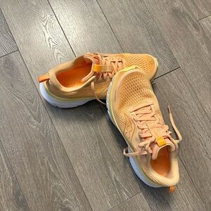 Saucony Women's Guide 18